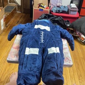 Babies jumpsuit size 3 to 5 months